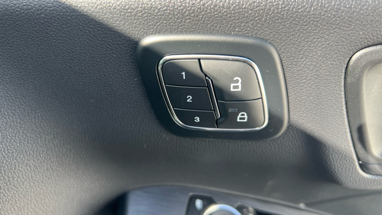 Ford Kuga 2.5 FHEV ST-Line 5dr CVT Hybrid Estate